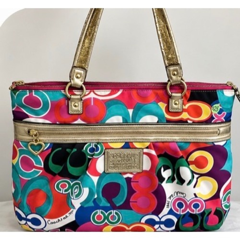 Vintage Coach Poppy Signature C Graffiti Multicolor Tote Bag Gold Trim 18990